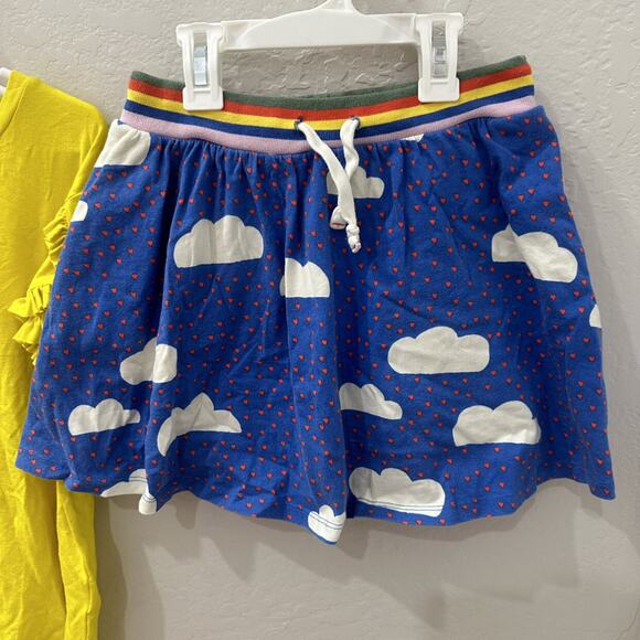 Mini Boden Yellow Ruffle Sleeve Shirt & Cloud Skort Outfit - Picture 5 of 10